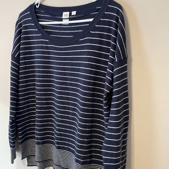 GAP Women’s Large Navy White Thin Horizontal-Striped L/S Drop Sleeve Sweater Top - Picture 6 of 16
